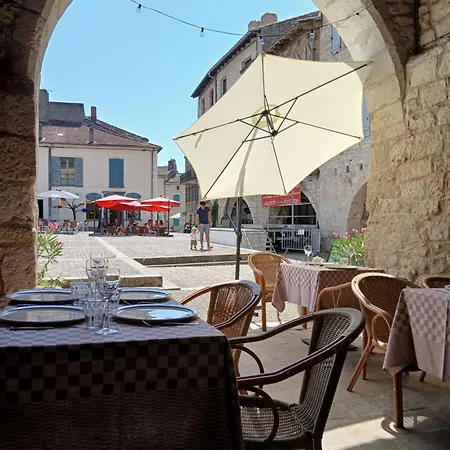 Au Coin Perdu Ostello